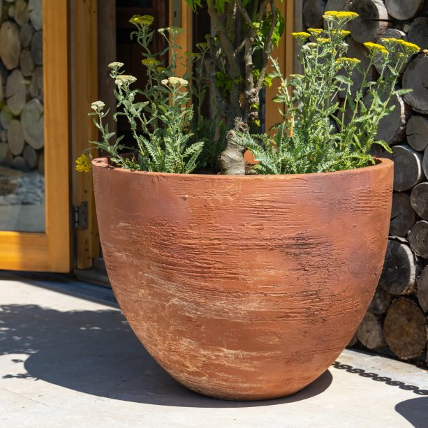 Etched Terracotta Supreme Resin Planter