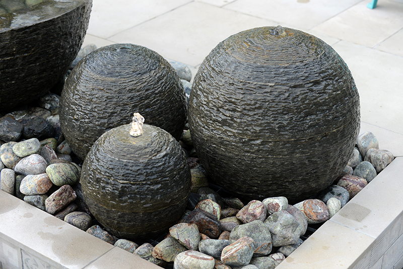 Buy the Foras Belmont Trio Sphere Slate Water Feature